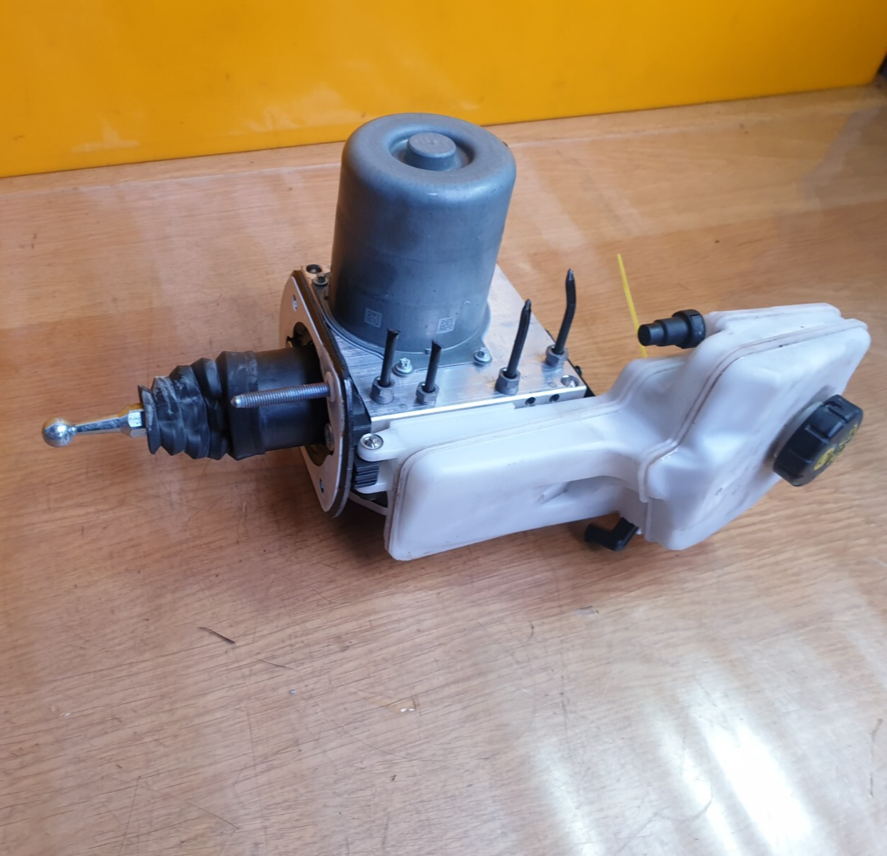 ✅2022 RANGE ROVER EVOQUE L551 ABS PUMP MODULATOR M8D22D522AL + WARRANTY A169 - Image 1