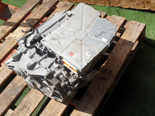 CUPRA BORN V2 Ev 2023 COMPLETE ENGINE DRIVE MOTOR WITH INVERTER 0EH901098E A209 - Image 2