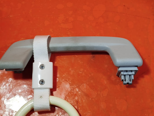 ✅2024 FORD GRAND TOURNEO CONNECT SEAT LEON MK4 FRONT ROOF GRAB HANDLES 8Y0857607 - Image 2