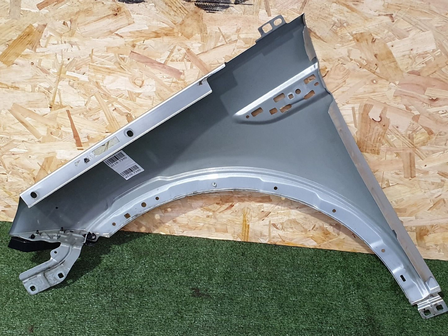 ✅2016 LAND ROVER DISCOVERY SPORT L550 2.0D FRONT RIGHT WING PANEL SILVER A118 - Image 6