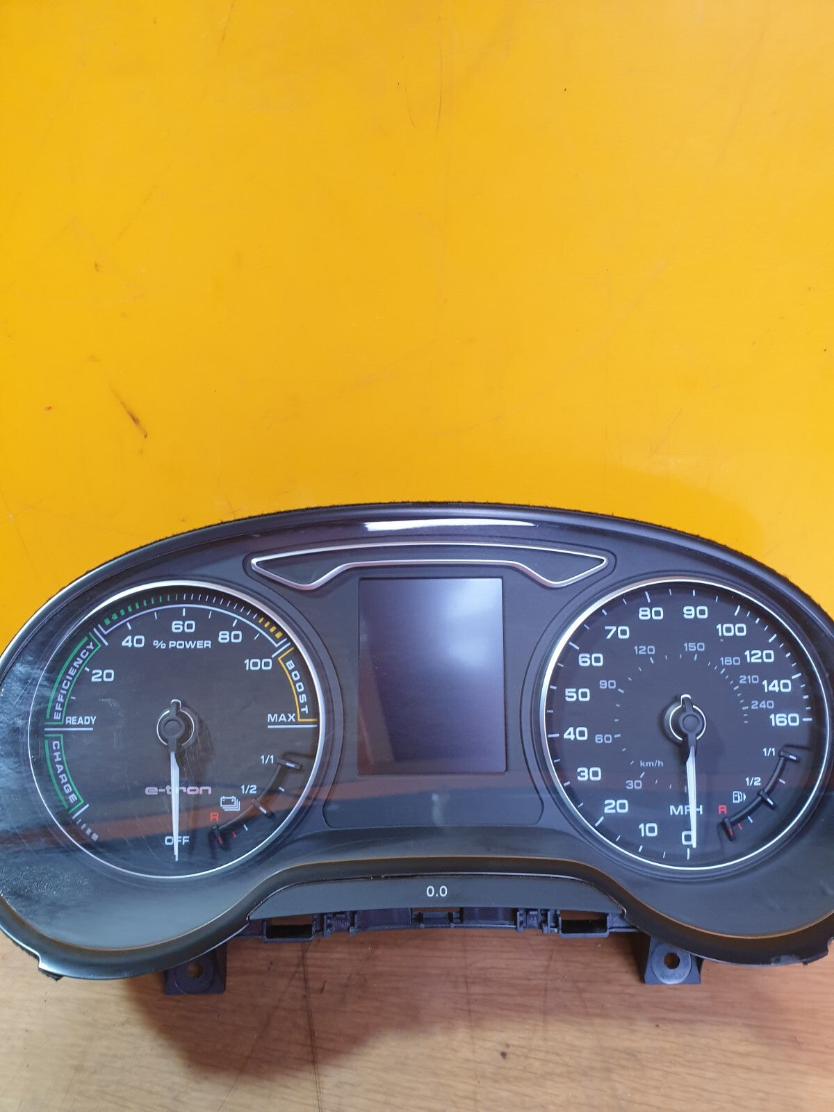 ✅AUDI A3 E-TRON 1.4 PETROL 2015 SPEEDOMETER INSTRUMENT CLUSTER 8V0920972E A204 - Image 1