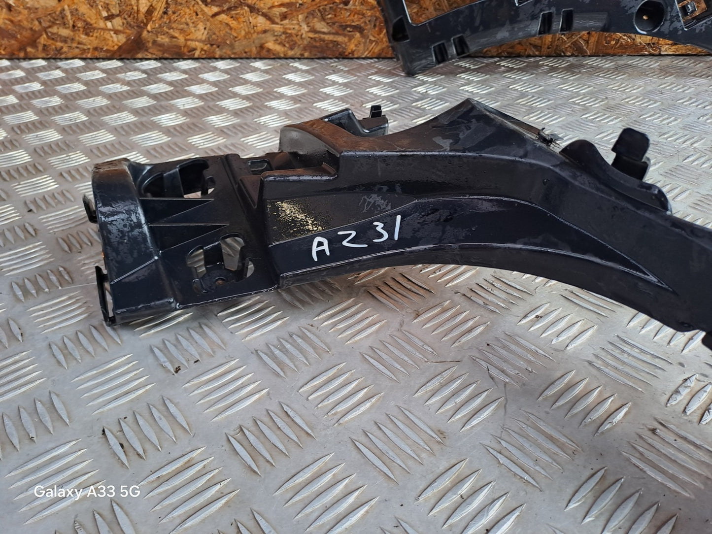 ✅BMW F45 2017 1.5 D REAR BUMPER MOUNT BRACKET SET WITH TAILGATE SMART OPENER - Image 10