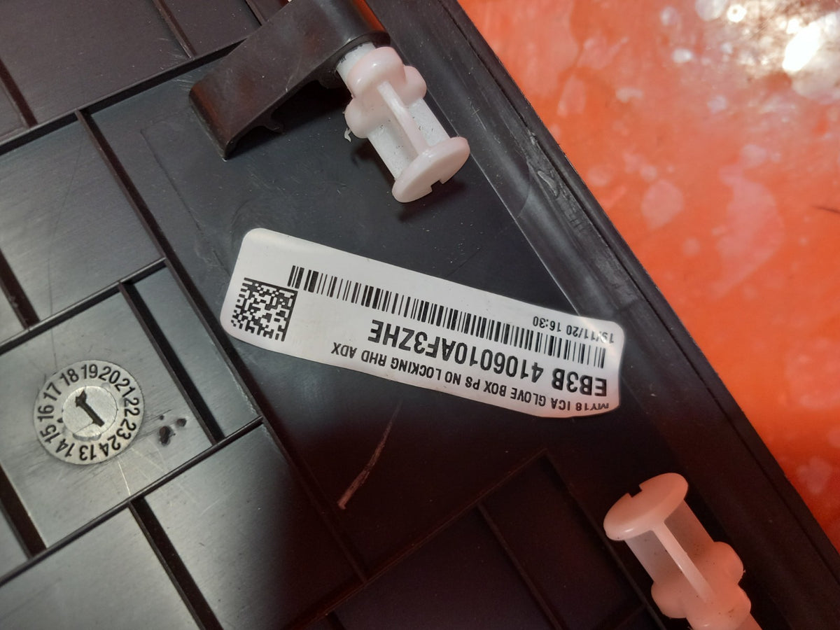 ebay-src:https://i.ebayimg.com/00/s/mtiwmfgxnjaw/z/~6maaeswezjq4fek/$_57.jpg