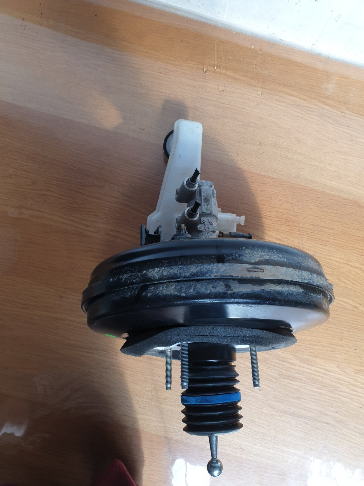 ebay-src:https://i.ebayimg.com/00/s/mtywmfgxmjaw/z/ekiaaoswpmrm02h1/$_57.jpg