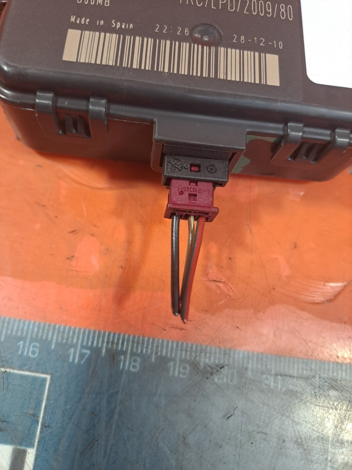 ✅2011 LAND ROVER DISCOVERY 4 L319 RADIO RECIEVER MODULE ECU AH42-15K602-BC A239 - Image 2