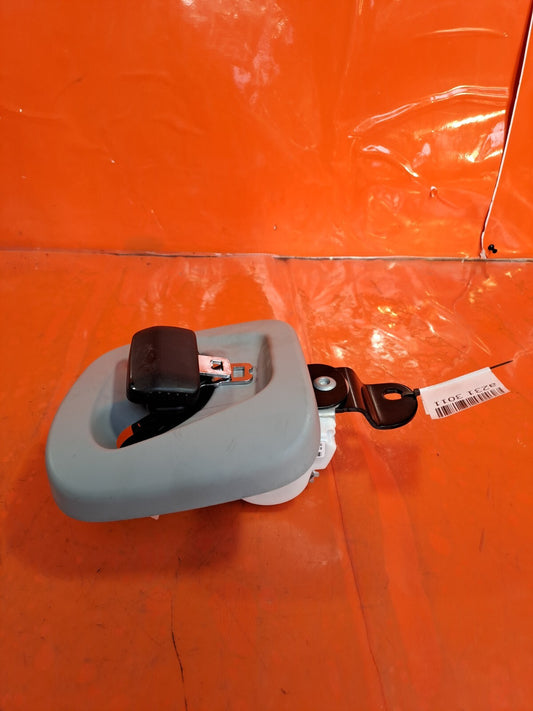 ✅2017 BMW 2 SERIES F45 ACTIVE TOURER SEAT BELT REAR CENTER 7469264 WARRANTY A231 - Image 2