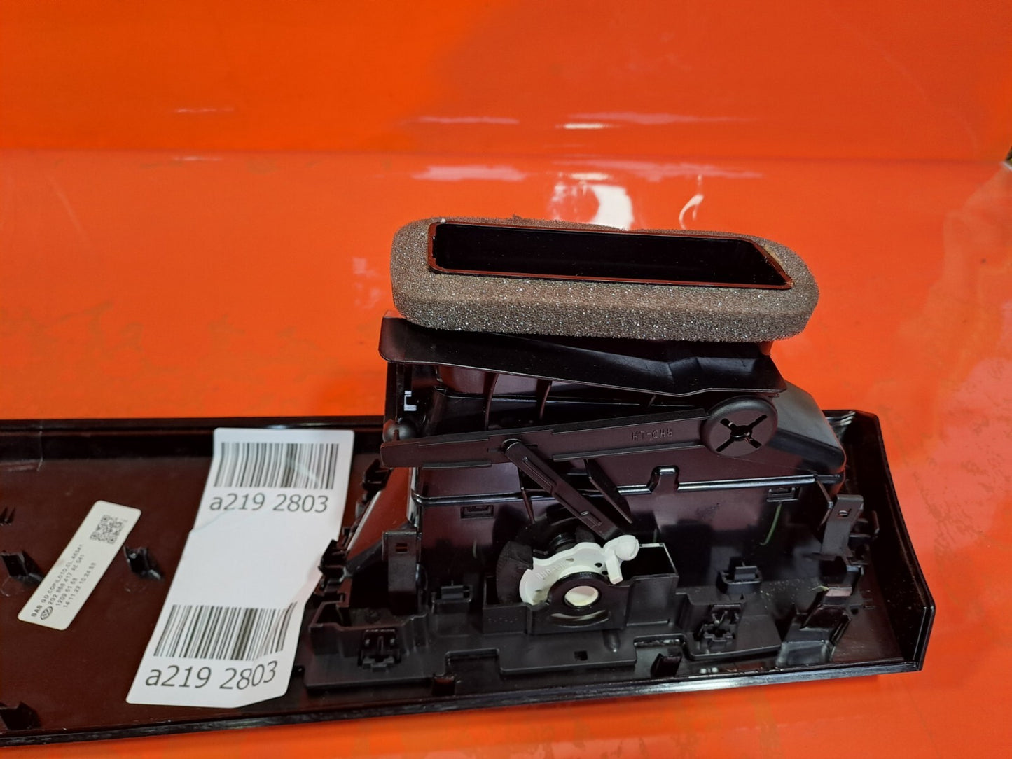 2023 VW TAIGO LIFE 1.0P DASHBOARD AIR VENT TRIM 2G2858417AE + WARRANTY A219 - Image 10