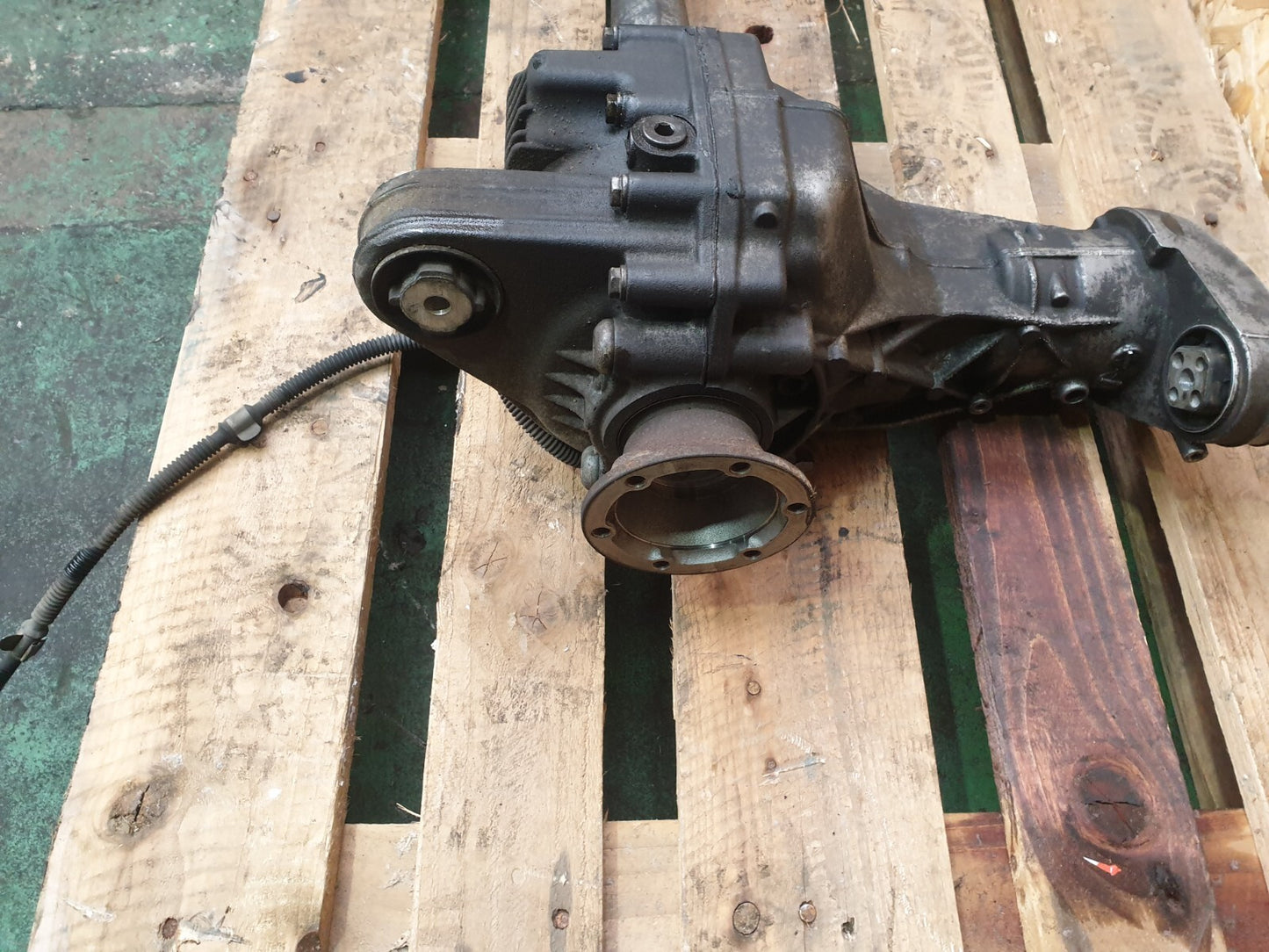LAND ROVER DISCOVERY 4 2015 3.0 DIESEL FRONT AUTOMATIC DIFFERENTIAL 4460310 A220 - Image 12
