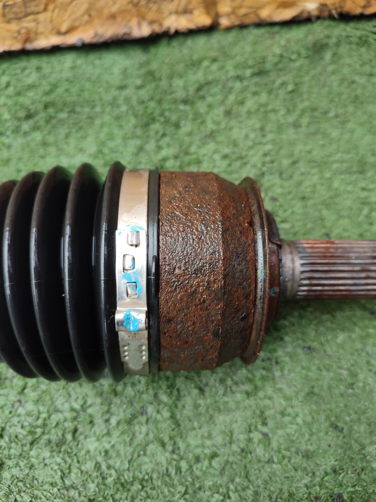 ✅2016 SSANGYONG TIVOLI XLV 1.6XDi FRONT LEFT MANUAL DRIVESHAFT 41300-35000 A163 - Image 9