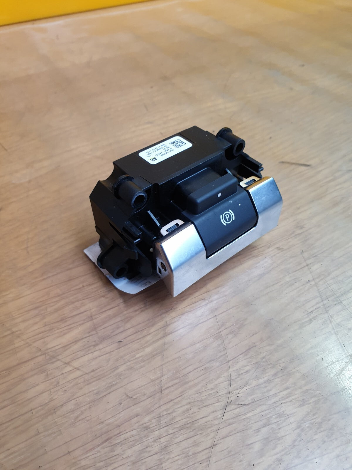 ✅2022 RANGE ROVER EVOQUE L551 ELECTRIC HANDBRAKE SWITCH K8D22B623AB + WARRANTY - Image 3