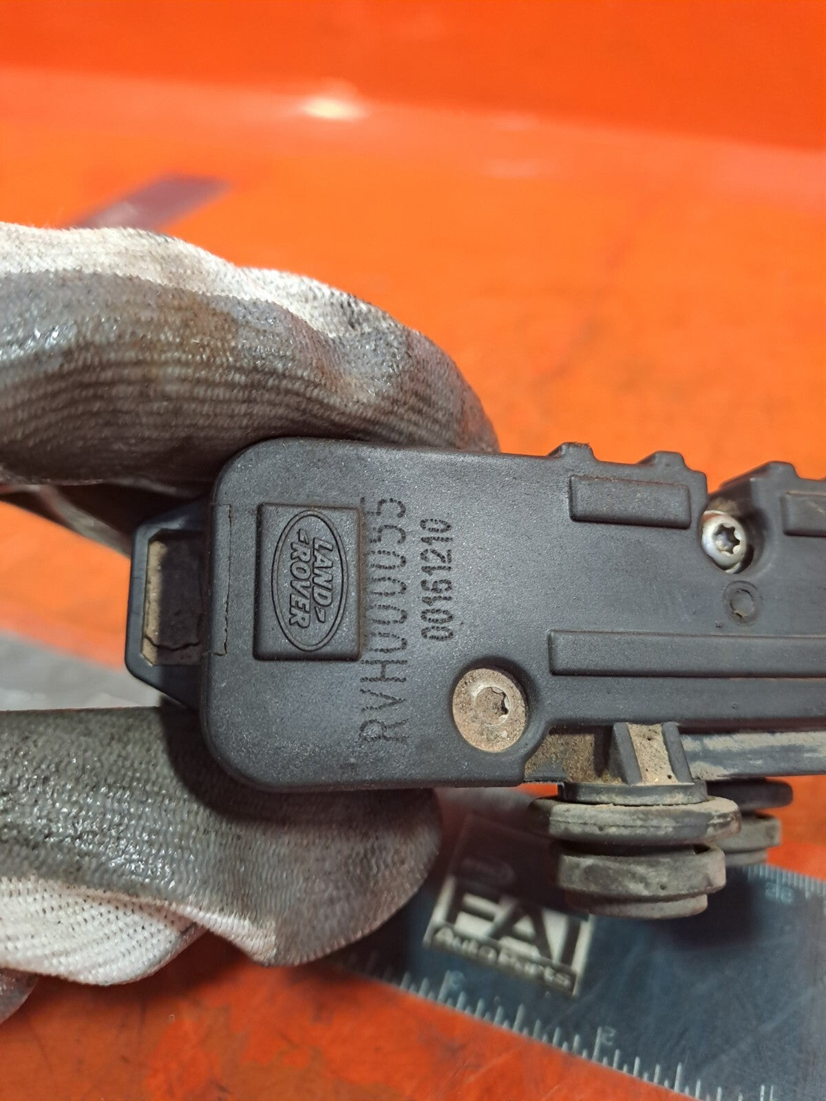 ✅2011 LAND ROVER DISCOVERY 4 L319 3.0D AIR SUSPENSION VALVE SOLENOID A239 - Image 6