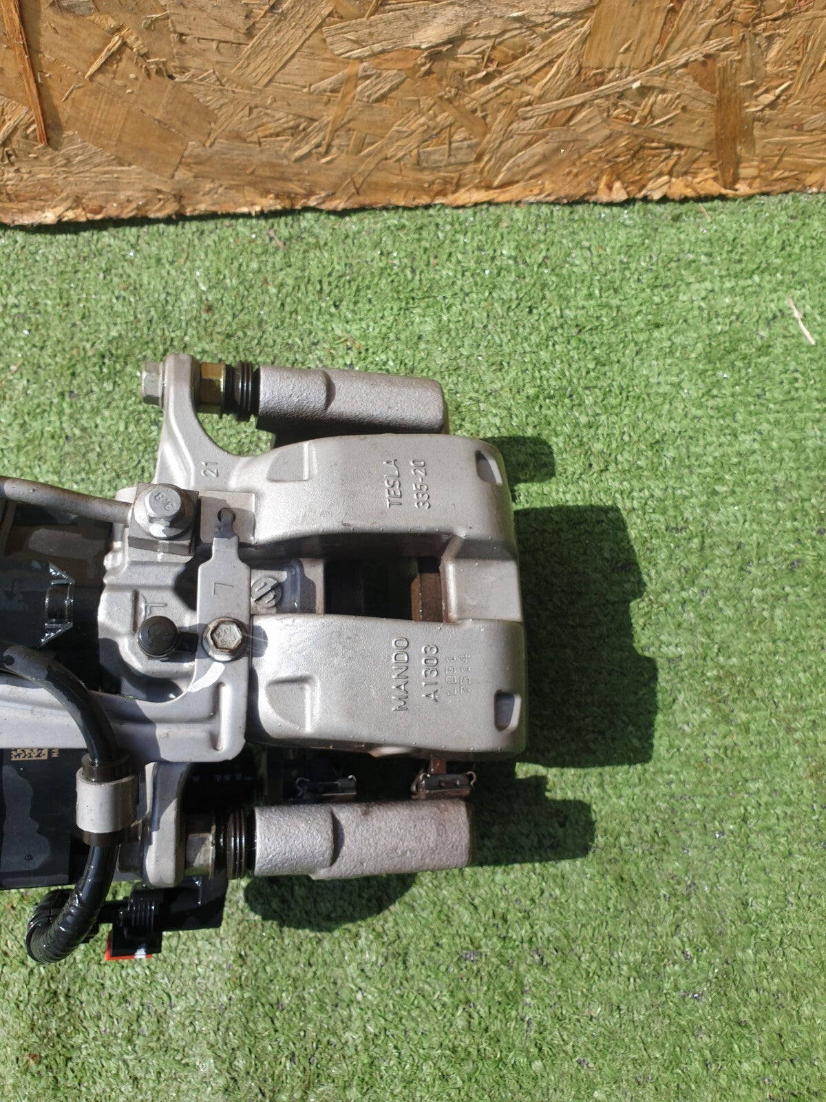 ✅2022 TESLA MODEL Y REAR RIGHT BRAKE CALIPER 335-20 + WARRANTY A172 - Image 3