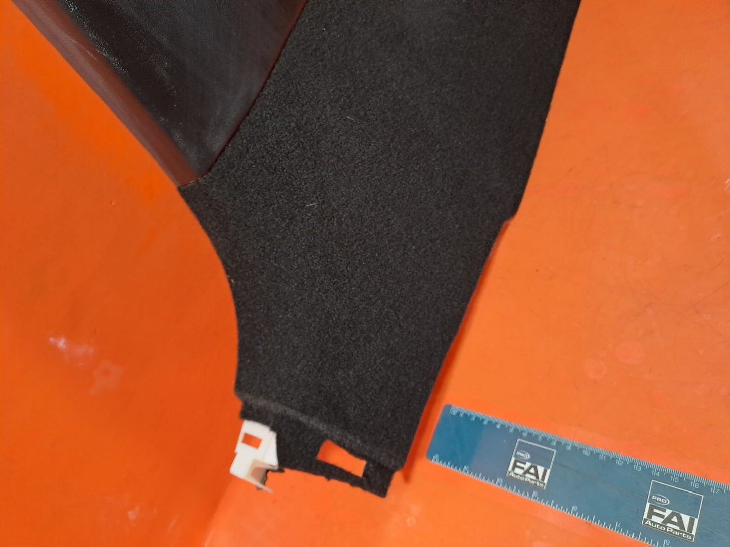 TESLA MODEL 3 LONG 2024 RIGHT SIDE LOWER B PILLAR COVER TRIM 1733762-10-D A207 - Image 11