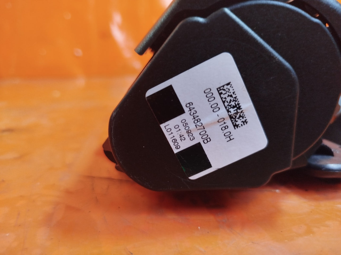 ✅BMW 1 SERIES REAR CENTRE SEAT BELT 643482700B Warranty xAA - Image 12