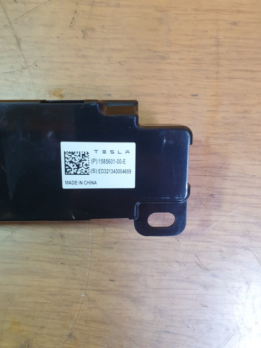 ✅2022 TESLA MODEL Y ANTENNA AMPLIFIER 1585601-00-E + WARRANTY A172 - Image 2