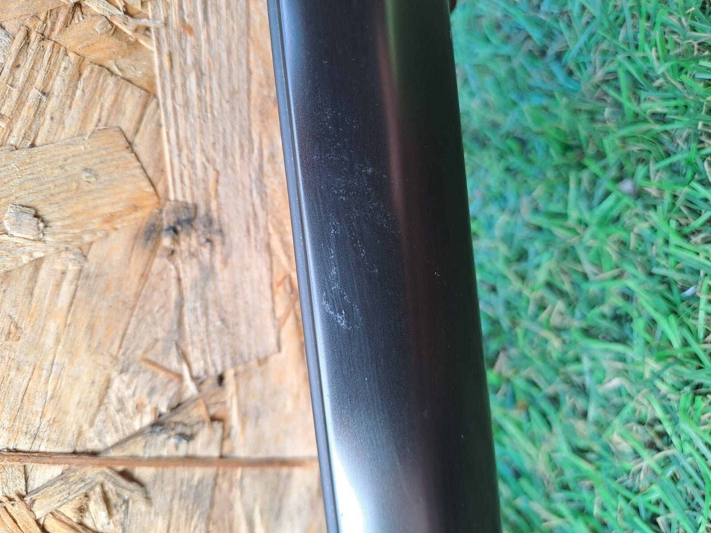 2024 TESLA MODEL 3 LONG RIGHT ROOF STRIP RAIL BAR COVER TRIM 1083520-40-D A207 - Image 3
