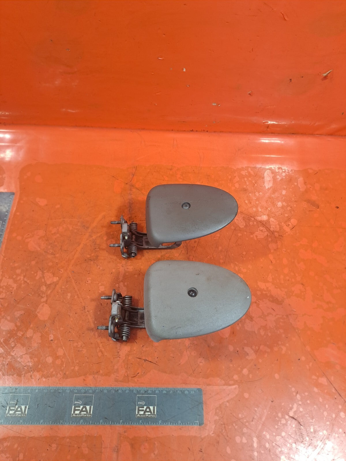 ✅RENAULT TRAFIC MK3 Sl27 1.6 DIESEL 2015 REAR DOOR CHECK STRAP PULL HANDLES PAIR - Image 2