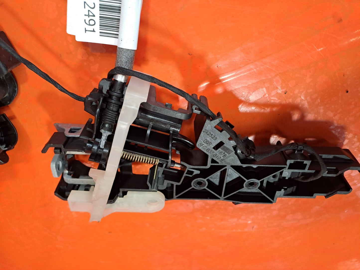 Cupra Leon VZ2 2023 1.4 Petrol FRONT RIGHT DOOR LOCK MECHANISM C6D-5TC837016D - Image 10