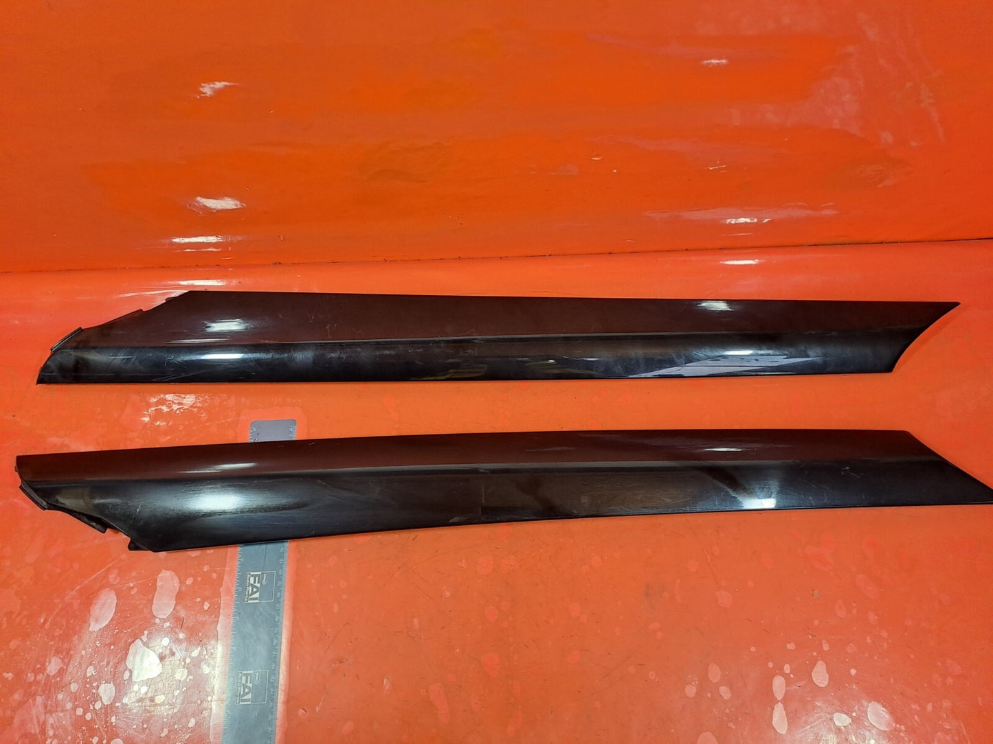 2015 SSANGYONG TIVOLI ELX 1.6P FRONT RIGHT & LEFT MOLDINGS PAIR + WARRANTY A221 - Image 1