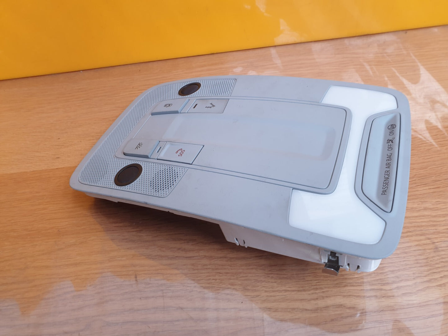 2023 AUDI Q2 1.5 PETROL INTERIOR ROOF READING LIGHTS 5Q0951177A +WARRANTY A091 - Image 4