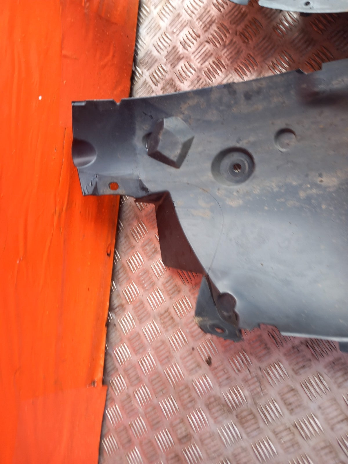 2024 Dacia Jogger Wheel Arch Liner Front Left 638437444R Warranty A391 - Image 12