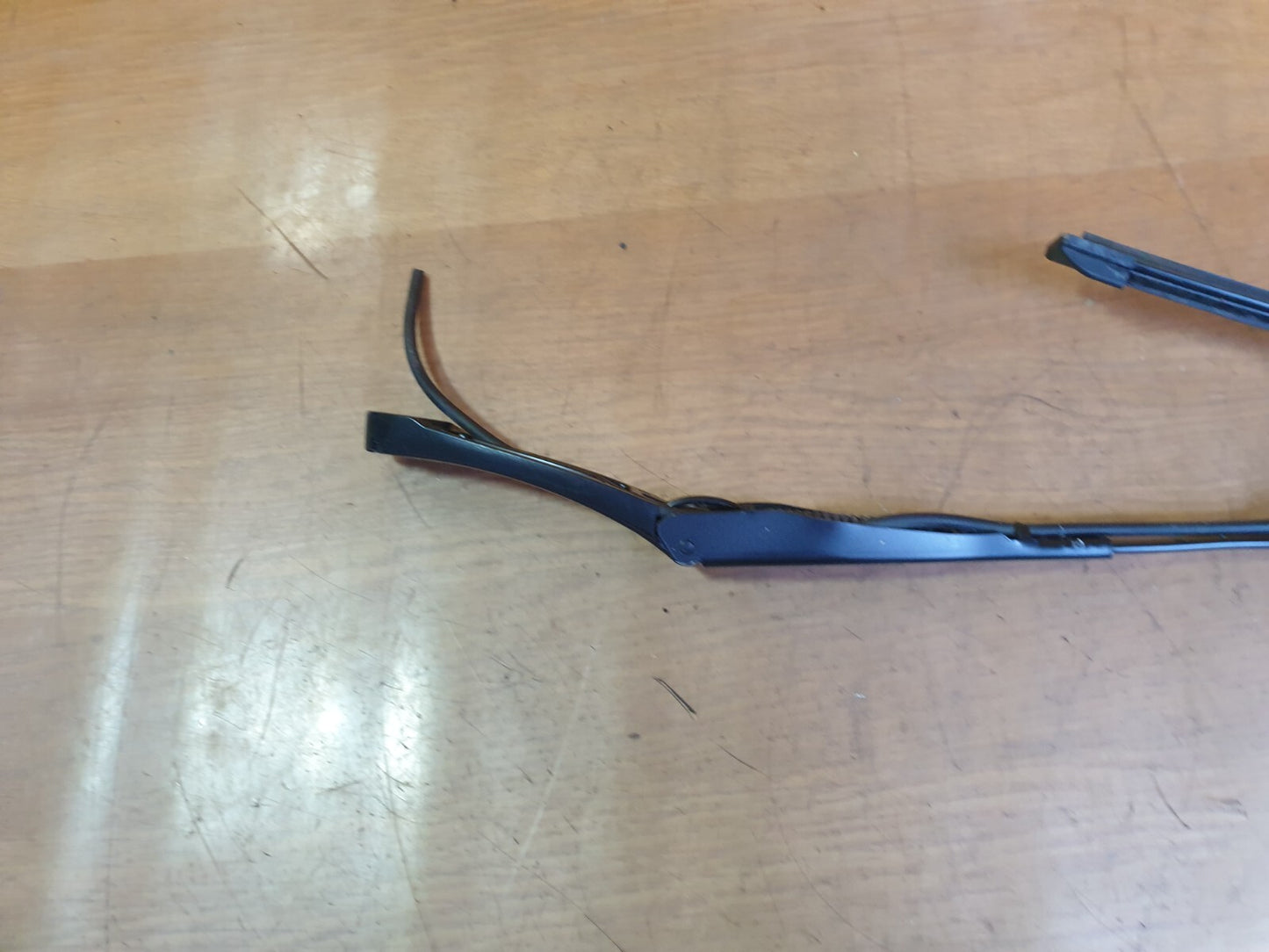 ✅2022 TESLA MODEL Y FRONT RIGHT WIPER ARM WITH BLADE + WARRANTY A172 - Image 5