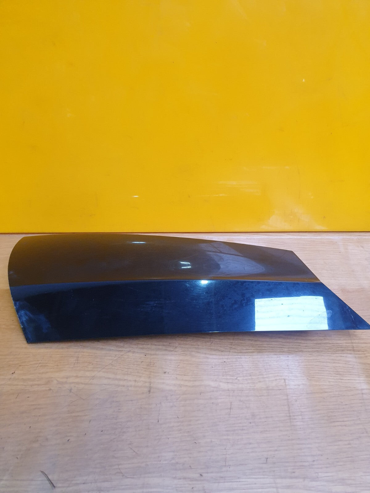 ✅2016 LAND ROVER DISCOVERY SPORT L550 REAR RIGHT PILLAR TRIM FK72-29148-AC - Image 2
