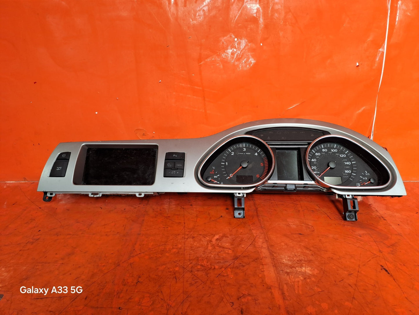 ✅AUDI Q7 S LINE 3.0 DIESEL 2007 SPEEDOMETER SAT NAV DISPLAY 4L0920981B Warranty - Image 1