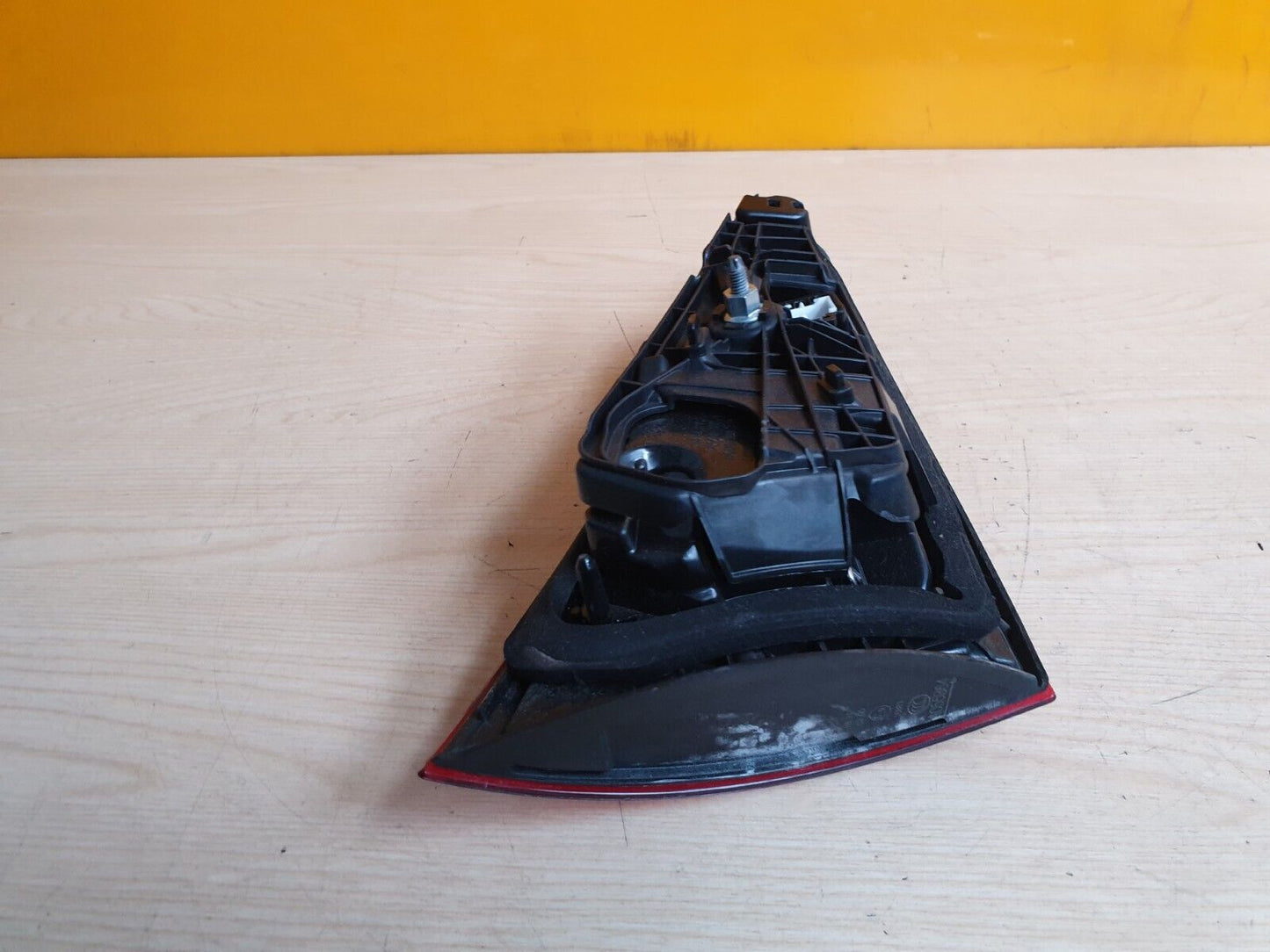 2019 MERCEDES A CLASS W177 REAR RIGHT INNER TAIL LED LIGHT A1779062000 X00