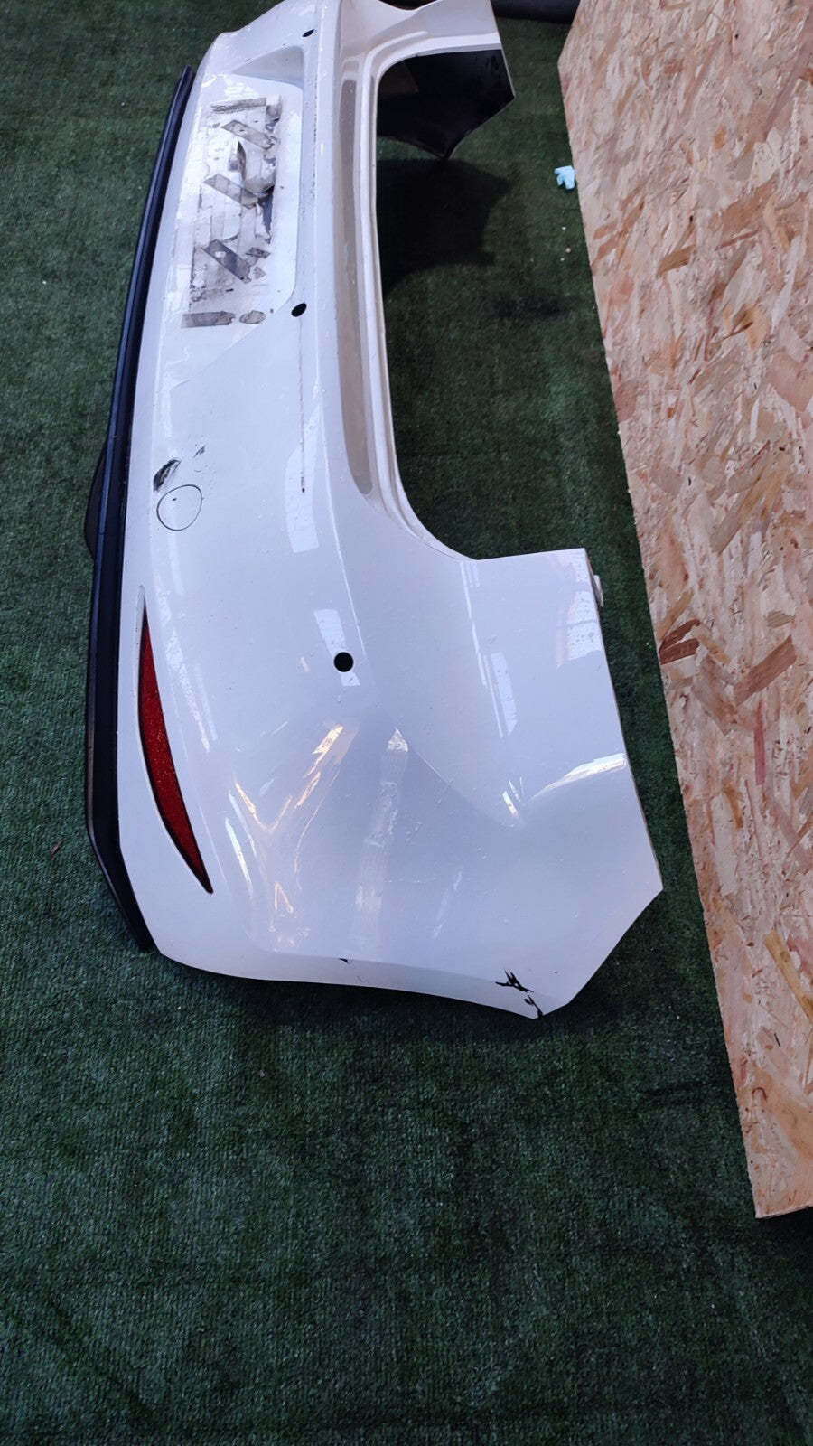 ✅VW GOLF MK7 1.4 PETROL 2015 REAR BUMPER WHITE scratches A113 - Image 5