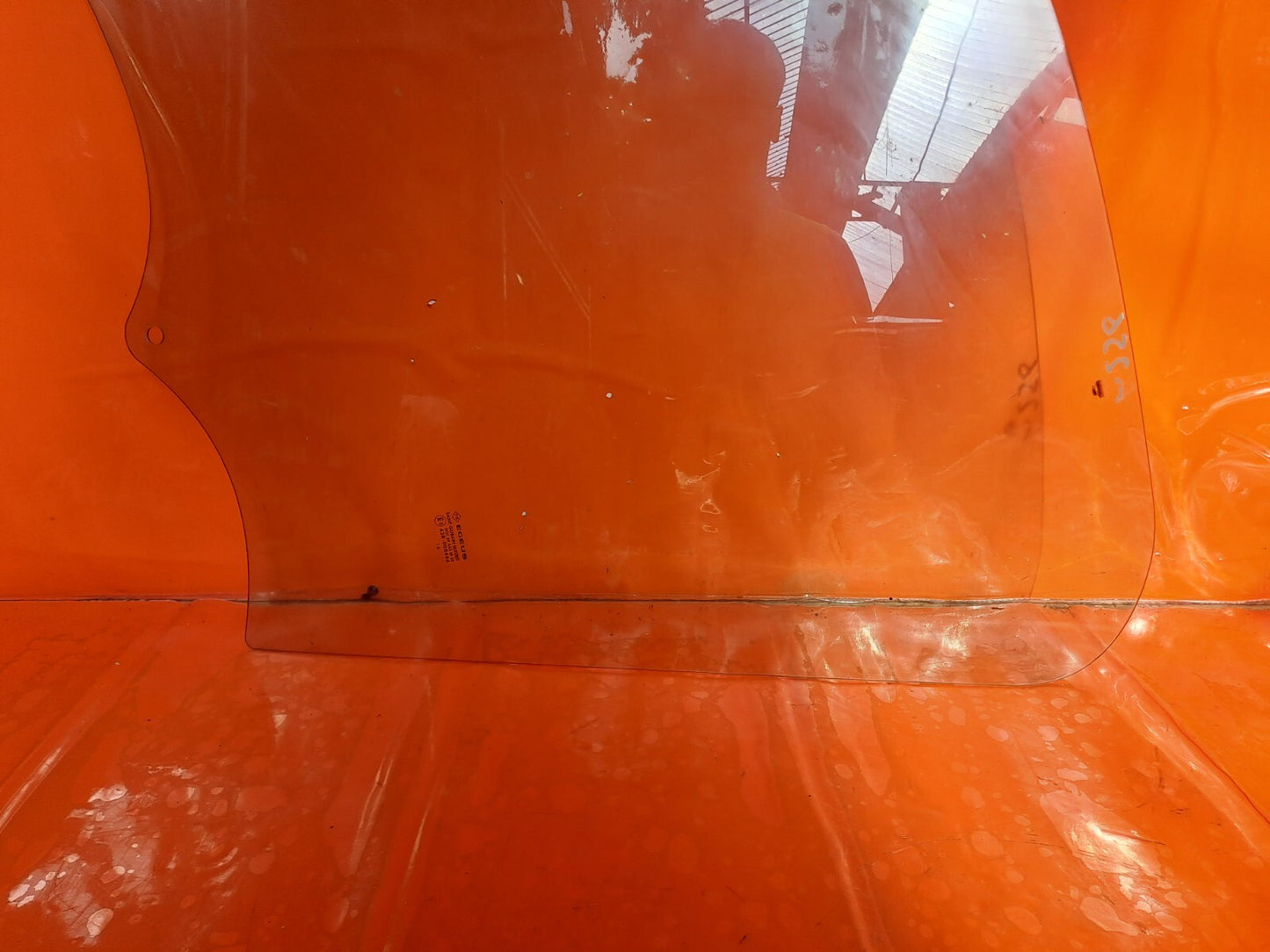 ✅RENAULT TRAFIC MK3 Sl27 1.6 DIESEL 2016 FRONT LEFT DOOR WINDOW GLASS 43R-000464 - Image 7