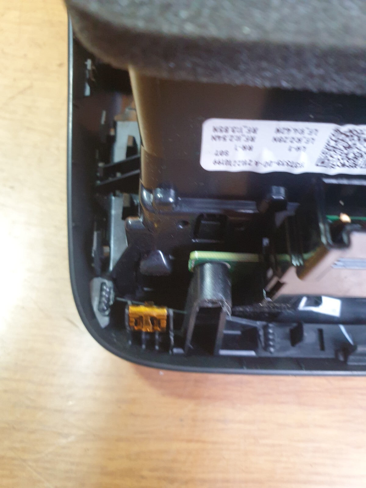 ✅2022 TESLA MODEL Y REAR AIR VENTS WITH USB 1546129-00-D + WARRANTY A172 - Image 9