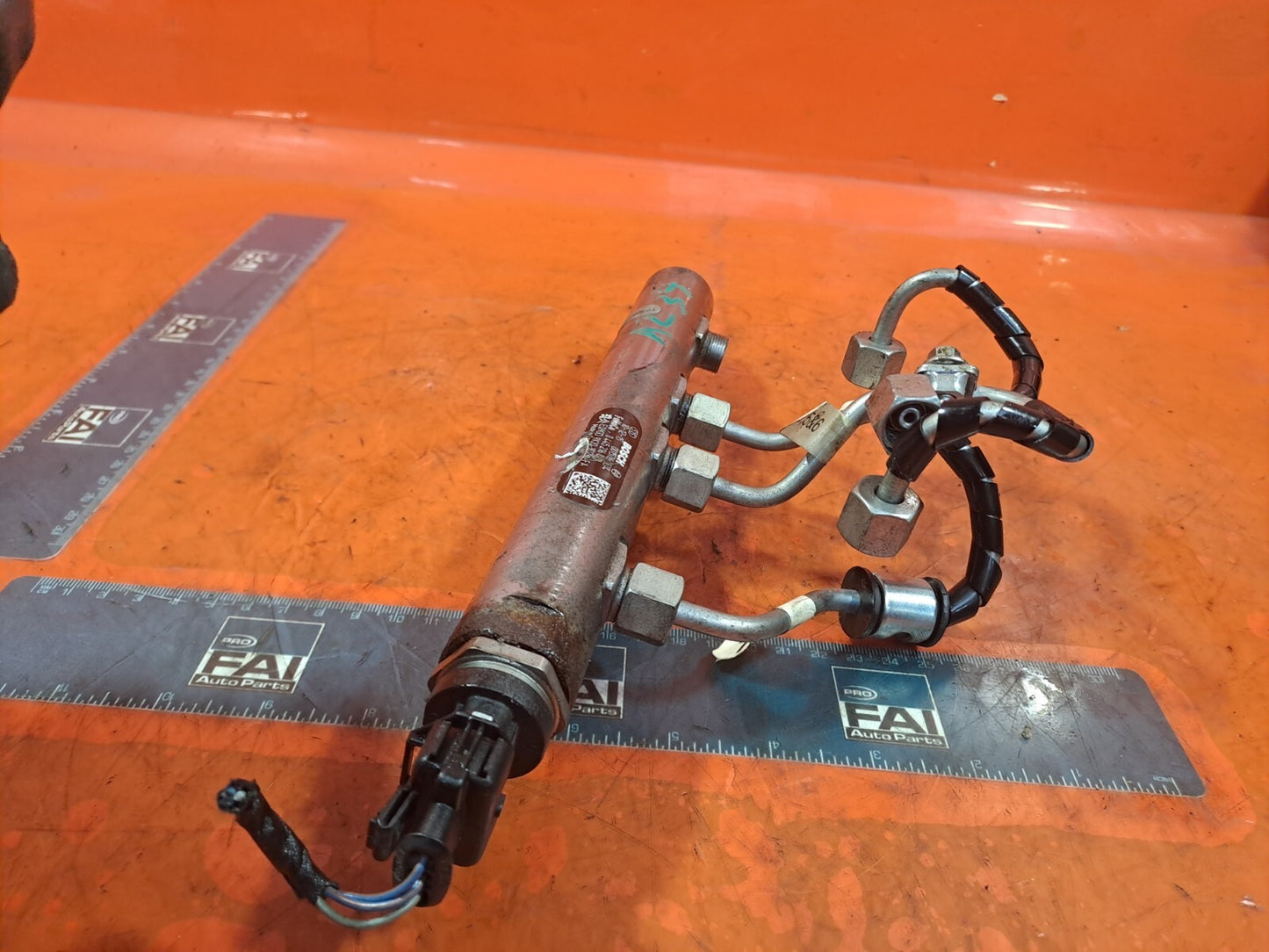 ✅2011 LAND ROVER DISCOVERY 4 L319 3.0D FUEL INJECTOR RAIL 9X2Q-9D280-FA A239 - Image 5