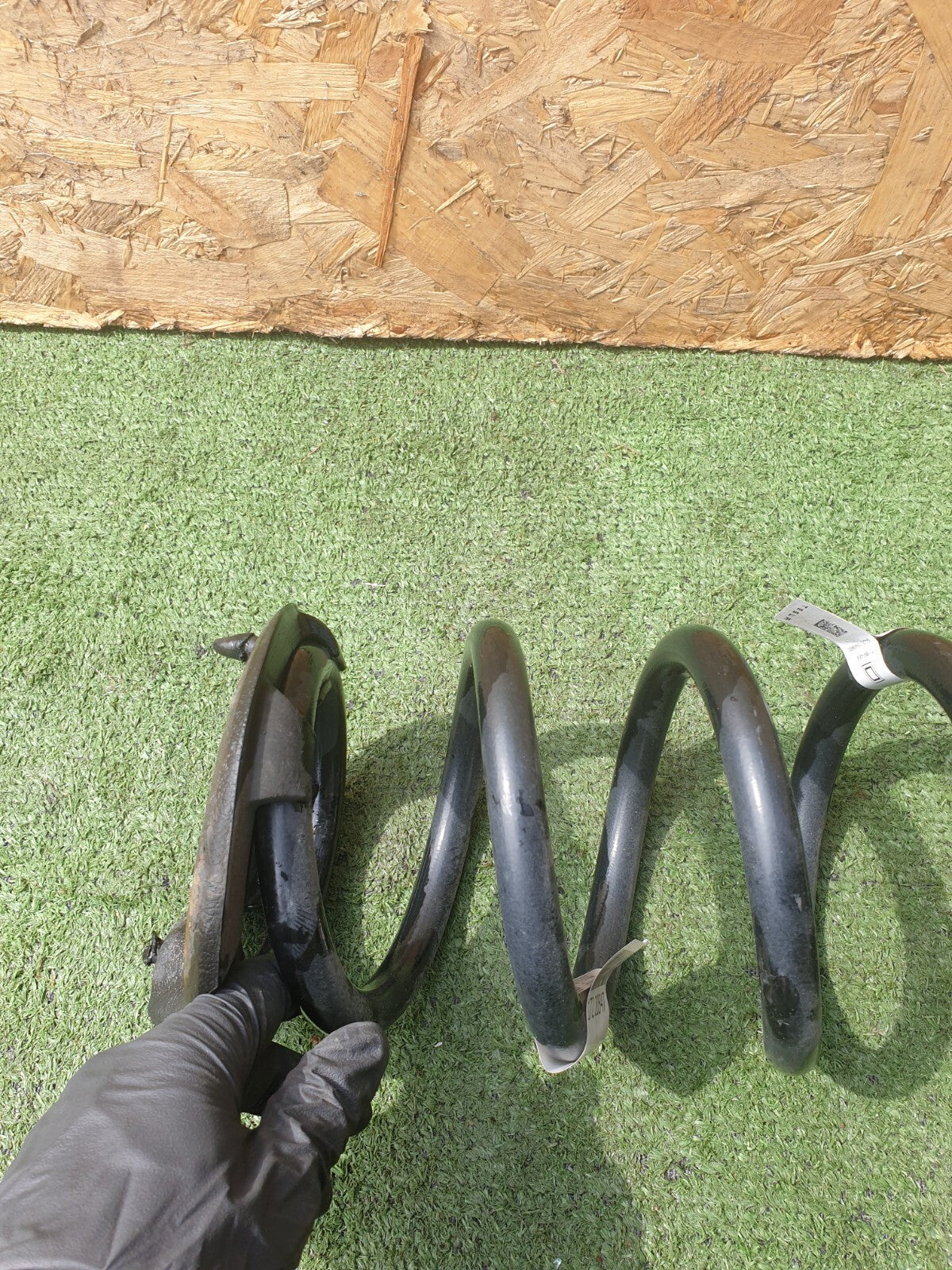 ✅2022 TESLA MODEL Y REAR LEFT/RIGHT SIDE COIL SPRING 1188474-00-B +WARRANTY A172 - Image 6