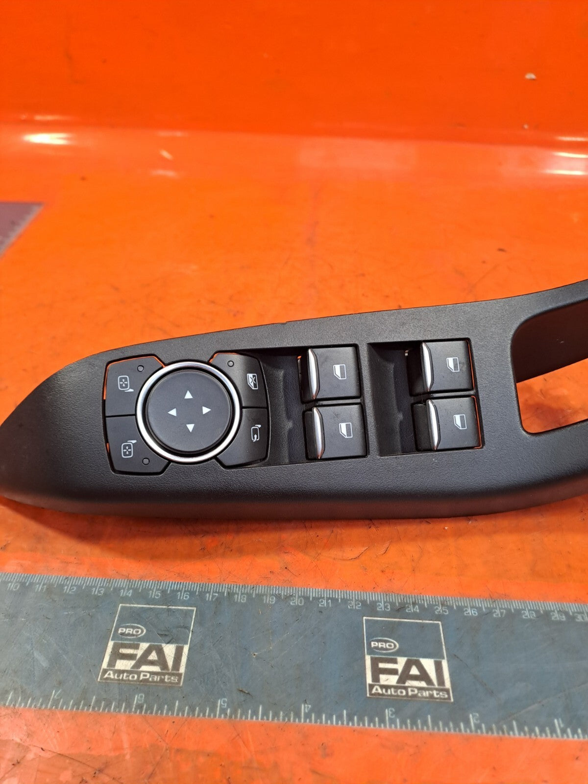 ✅2020 FORD FIESTA ACTIVE 1.0P FRONT RIGHT DOOR WINDOW SWITCH H1BT-14540-DC A247 - Image 2