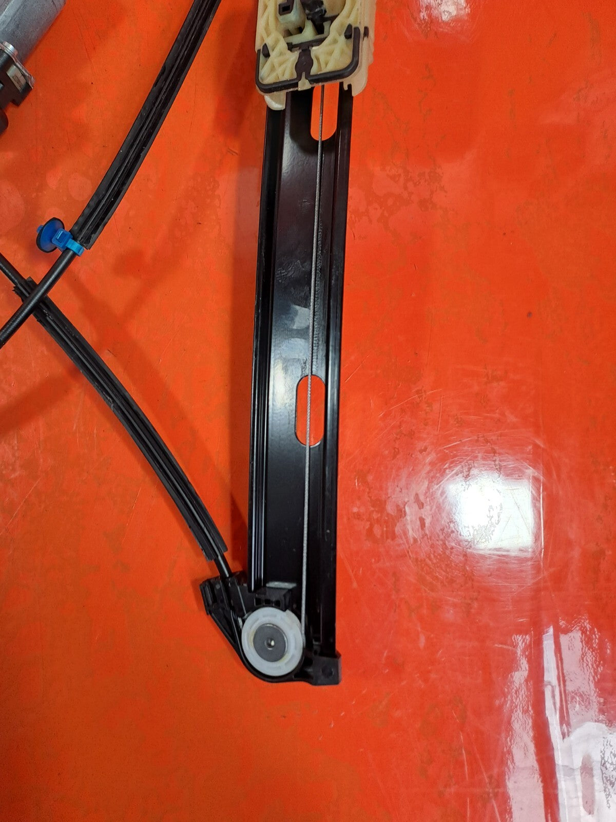 Cupra Leon VZ2 2023 1.4 Petrol Front Right Window Regulator 5FA837462D Warranty - Image 2