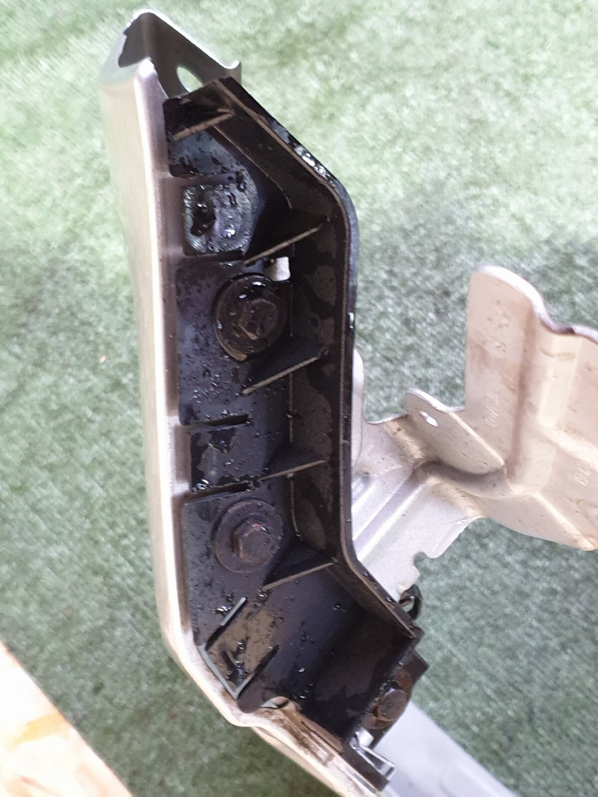 ✅2016 LAND ROVER DISCOVERY SPORT L550 2.0D FRONT RIGHT WING PANEL SILVER A118 - Image 10