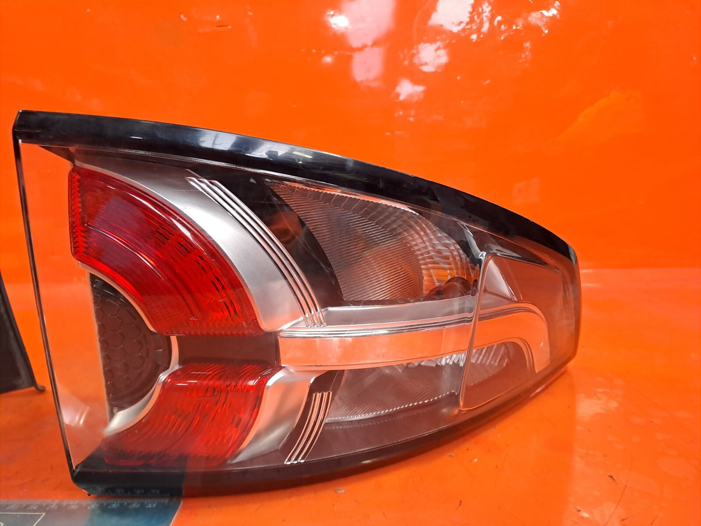 ✅2015 LAND ROVER DISCOVERY SPORT L550 REAR OUTER TAIL LIGHT PAIR FK72-13405-AE - Image 8