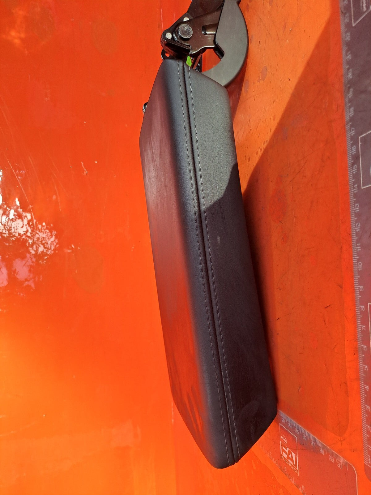 TESLA Model 3 Long 2024 CENTRE CONSOLE ARM REST Warranty A207 - Image 12