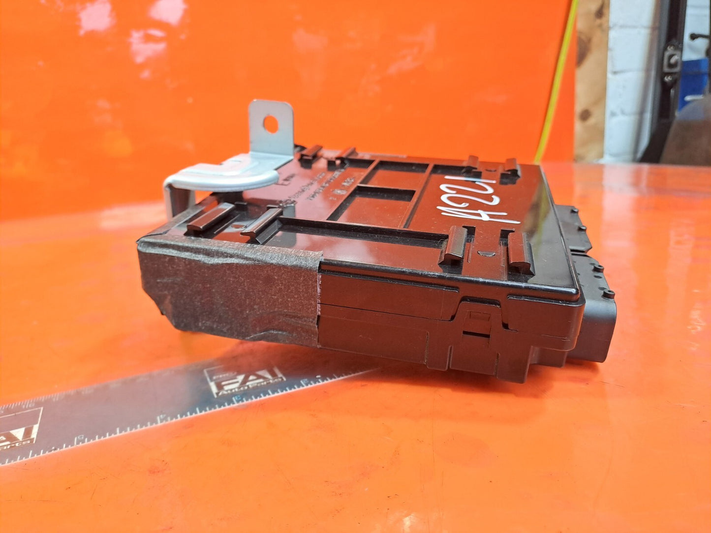 2015 SSANGYONG TIVOLI ELX 1.6P BCM Body Control Module 87110-35900 WARRANTY A221 - Image 3