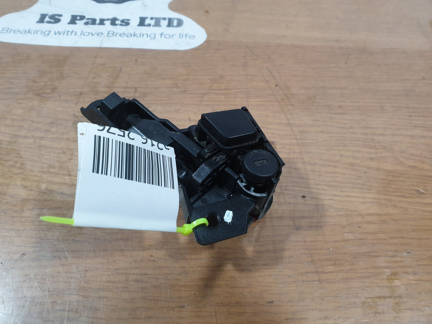 2010 BMW 5 SERIES F11 2.0D CENTRE CONSOLE ARMREST LOCK MECHANISM 03F1010023 A216 - Image 12