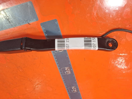 2024 TESLA MODEL 3 LONG FRONT LEFT WINDSCREEN WIPER ARM + WARRANTY A207 - Image 2