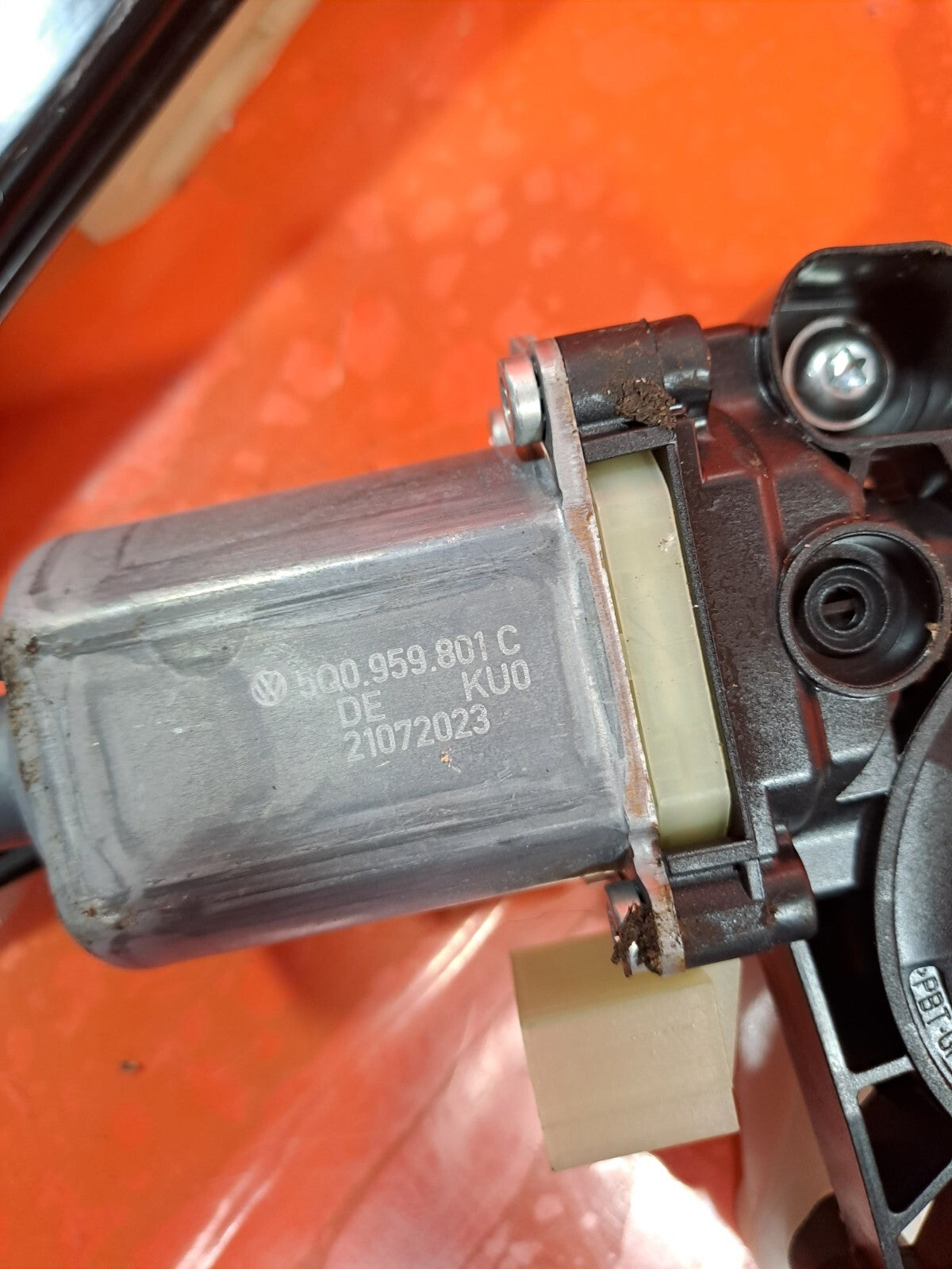 Cupra Leon VZ2 2023 1.4 Petrol Front Left Window Regulator 5FA837461D 5Q0959801C - Image 10