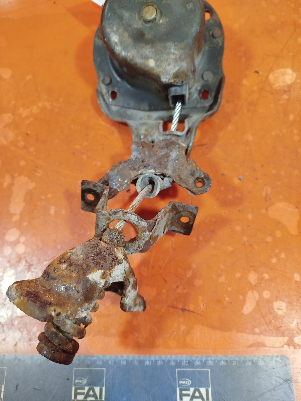 ✅2010 LAND ROVER DISCOVERY 4 L319 SPARE WHEEL CARRIER WINCH 5H22-1A486-BC A244 - Image 10