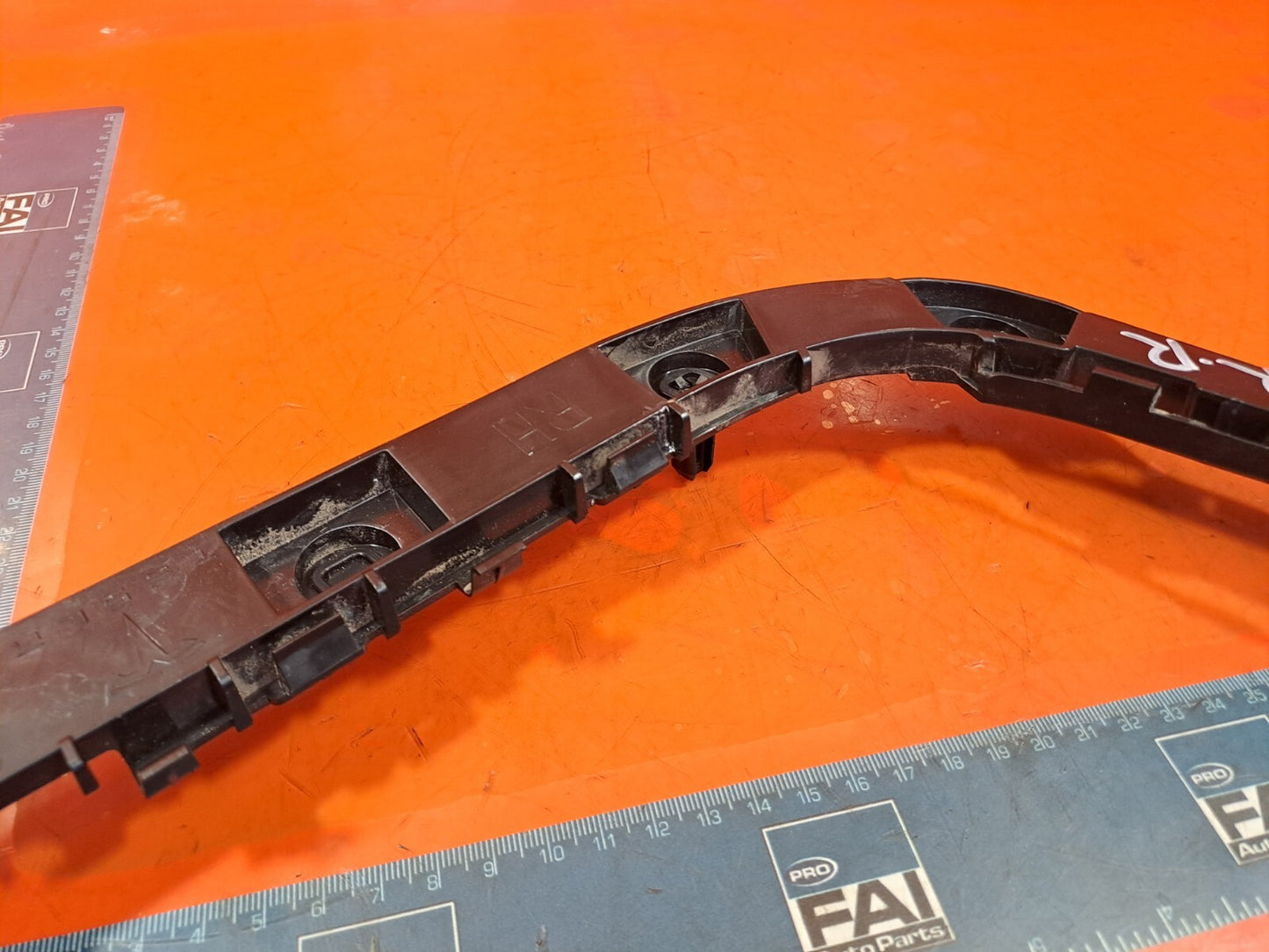 TESLA MODEL 3 LONG 2024 REAR RIGHT WING SUPPORT BRACKET 1762735-00-C Warranty - Image 12
