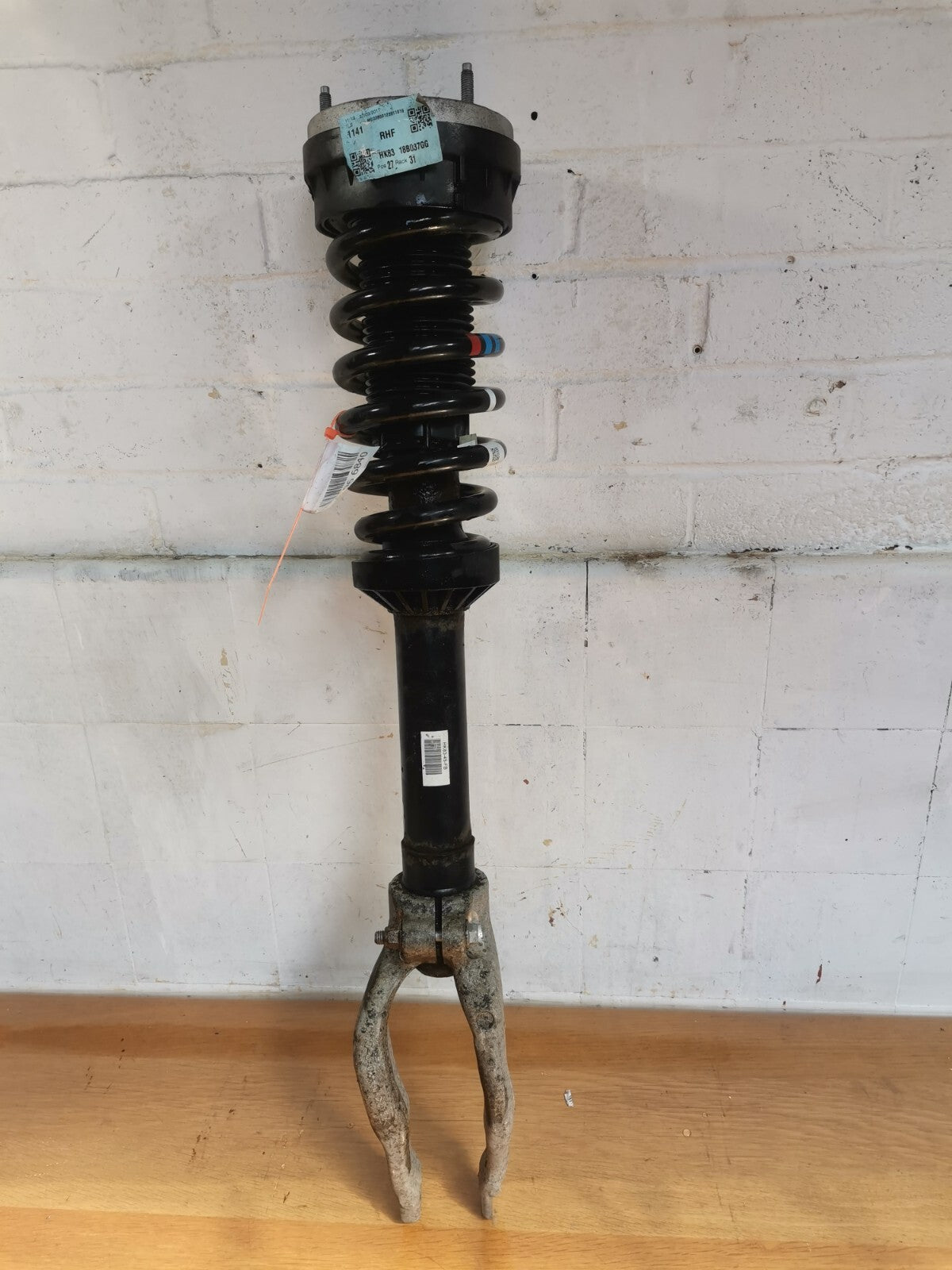 JAGUAR F-PACE X761 3.0 PETROL 2017 FRONT RIGHT SHOCK ABSORBER HK8318B037 A196 - Image 5
