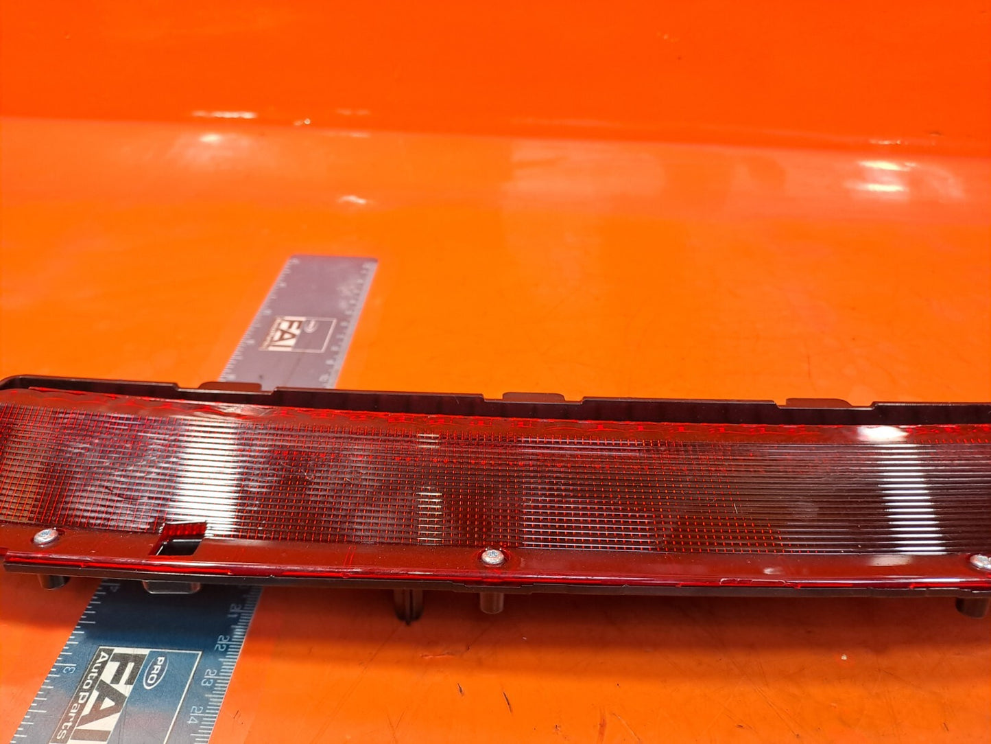 TESLA MODEL 3 LONG 2024 ADDITIONAL BRAKE LIGHT 1615202-00-C Warranty A207 - Image 4