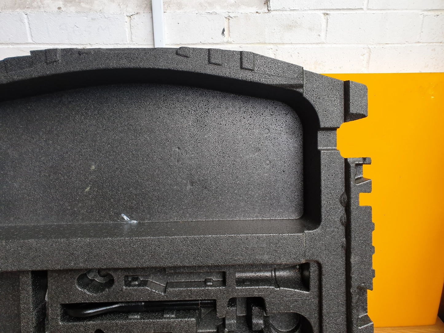 ✅2022 RANGE ROVER EVOQUE L551 REAR TOOL BOX L8D219G381AC + WARRANTY A169 - Image 5