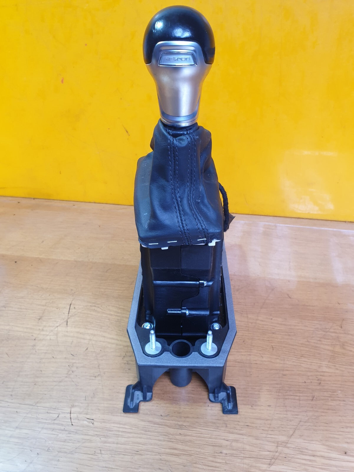 ✅2015 AUDI A3 E-TRON 1.4P GEAR SELECTOR STICK SHIFTER 8V2713023N + WARRANTY A204 - Image 5