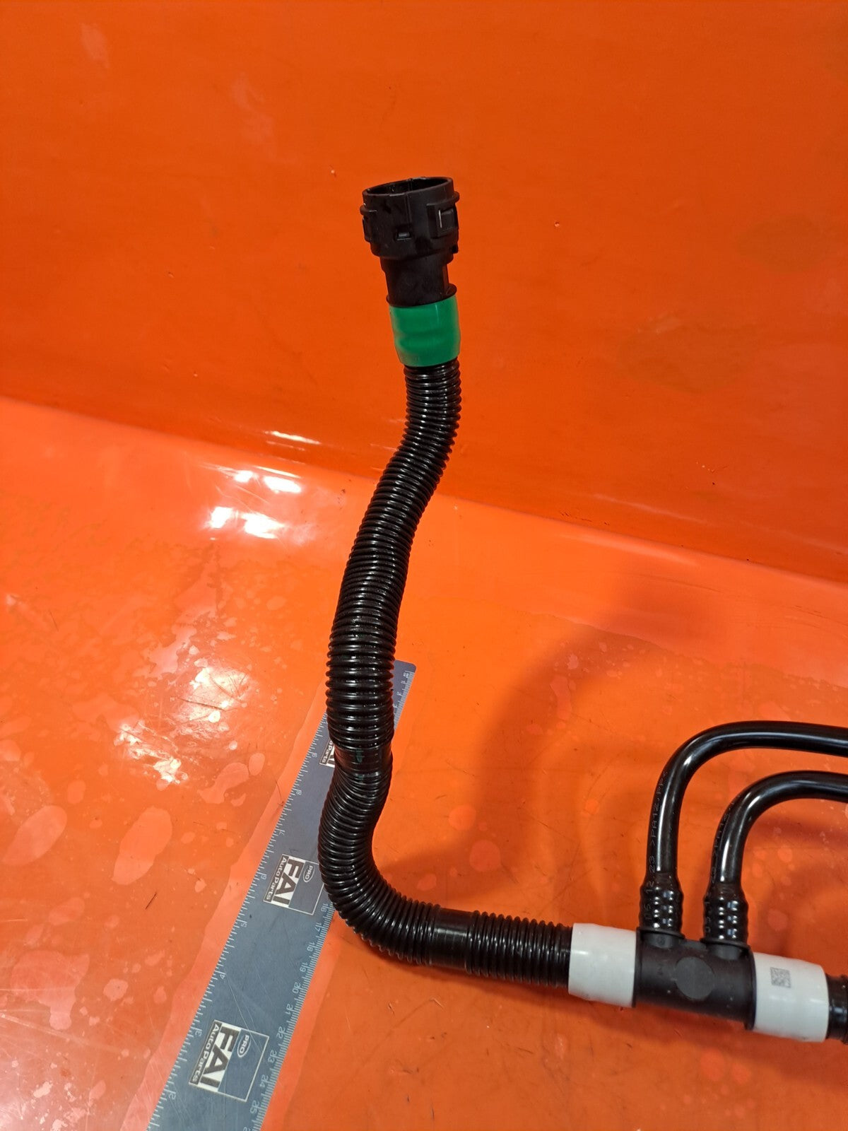 TESLA MODEL 3 LONG 2024 WATER COOLANT HOSE PIPES 1126916-00-B 1836499-00-A A207 - Image 9